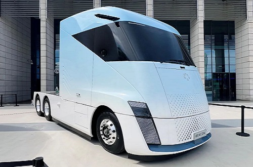 福田液氢重卡.jpg 福田液氢重卡.jpg